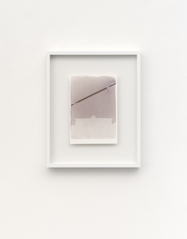 Luca Lupi, Spaziotempo. Sarzana, 12 marzo 2024, luce e emulsione su carta, esposizione di 3 ore, cm 18x13, esemplare unico
