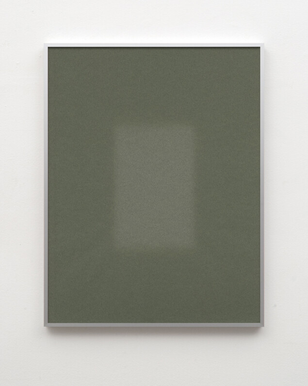 Luca Lupi, Esposizione XVIII, aprile-maggio 2020, luce su carta, esposizione di 29 giorni, cm 65 x 50, esemplare unico