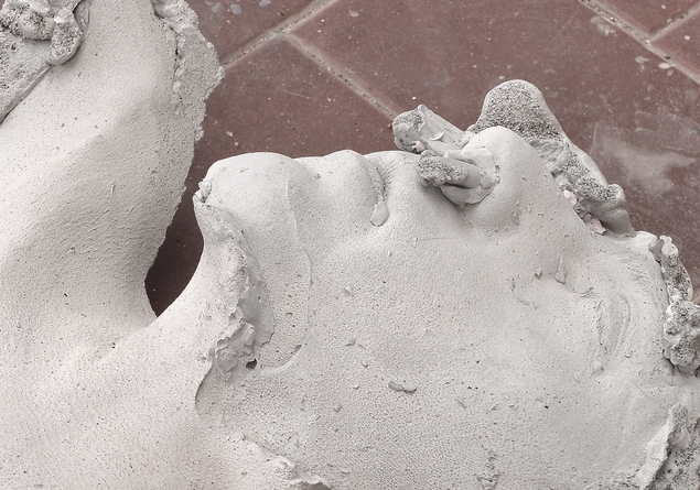 Nicolò Cecchella - Marsia, 2015-2022,  cemento, sabbia di fiume, ferro, carta, gomma siliconica al platino, cm 109x88x22